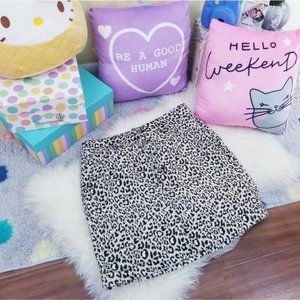 Hollister Ultra High Rise Stretch Cheetah Button Mini Skirt